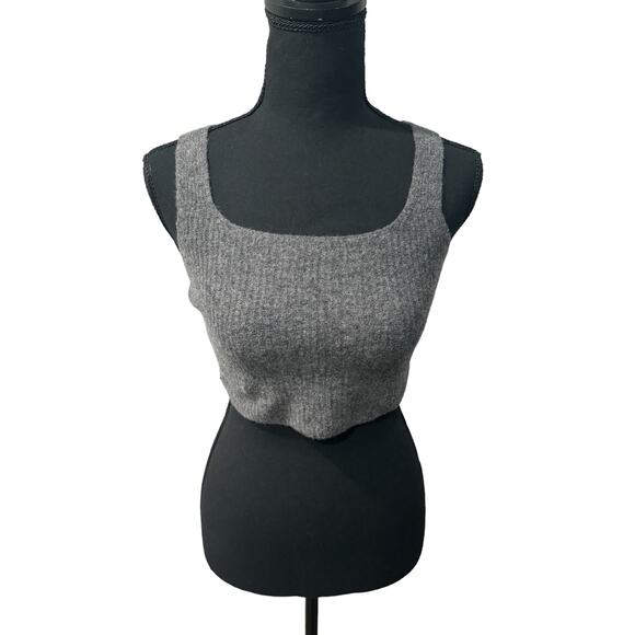 NWT! Everlane The Cozy Stretch Tank Crop Gray Top - Size Medium - Picture 4 of 6